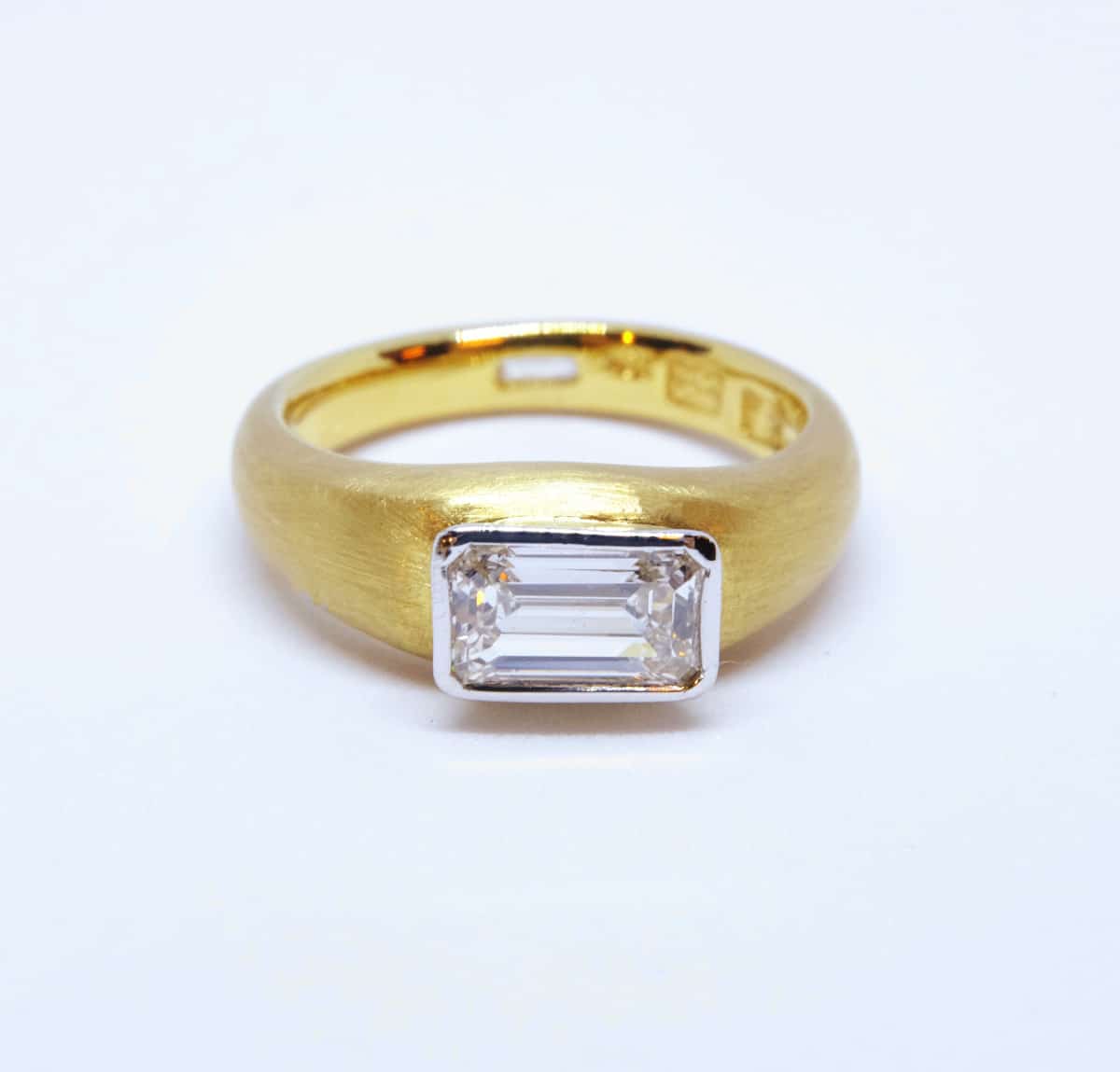 SIJS Emerald Cut Diamond Ring, GIA Certified Singapore Island