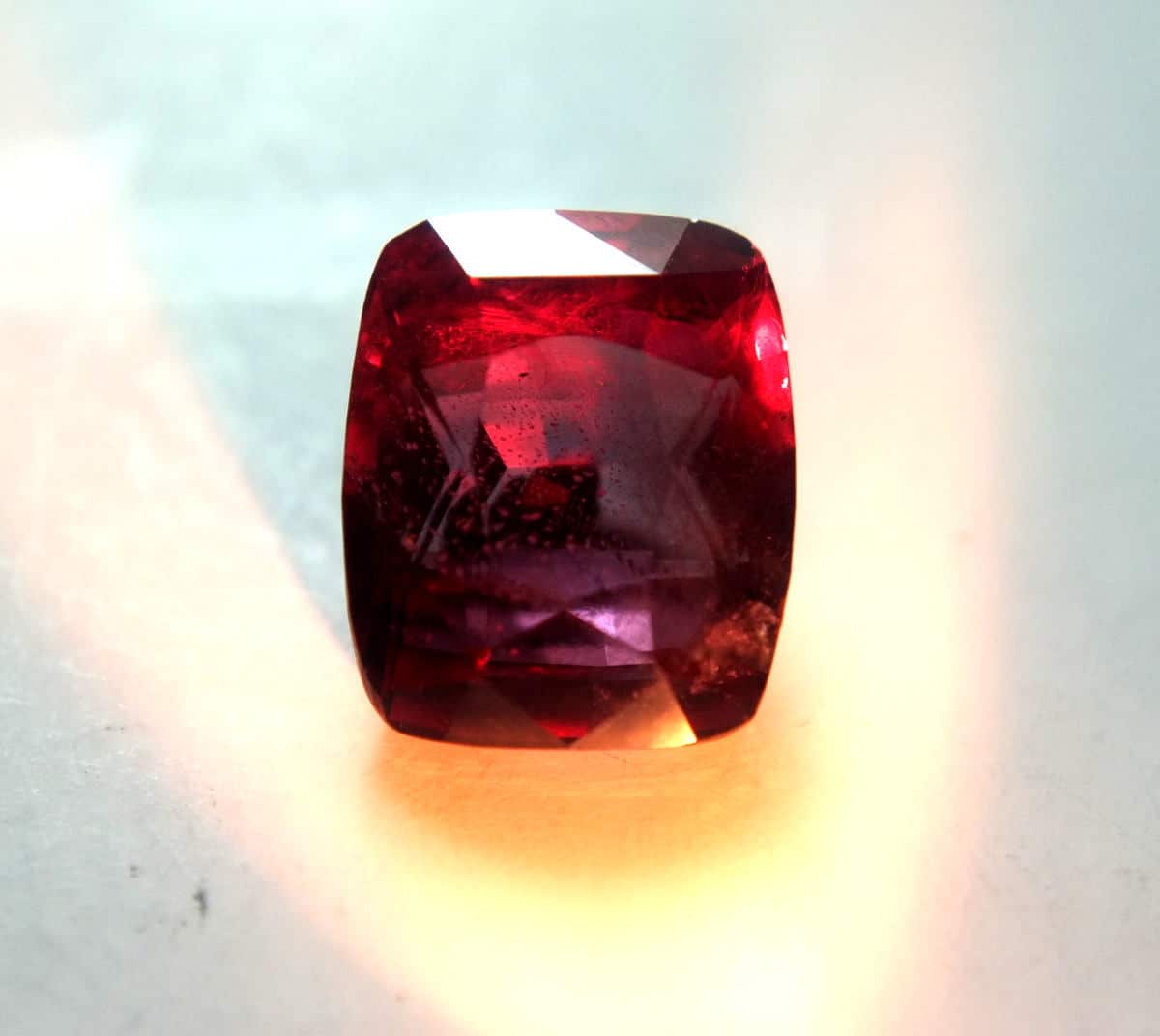 9ct Color Change Garnet Singapore Island Jewellery Store