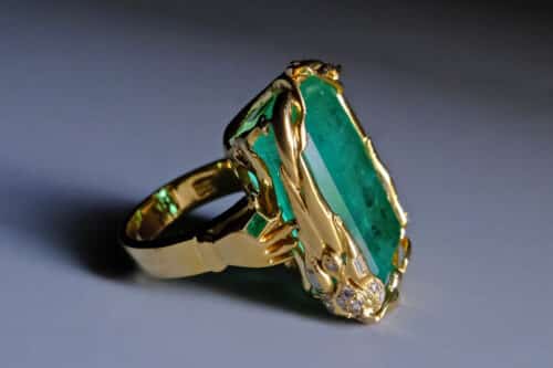 Art Nouveau Emerald Ring, large emerald ring, art nouveau rings, statement emerald ring, unique handmade jewelry business names, bespoke rings singapore, bespoke jewellery singapore, SIJS