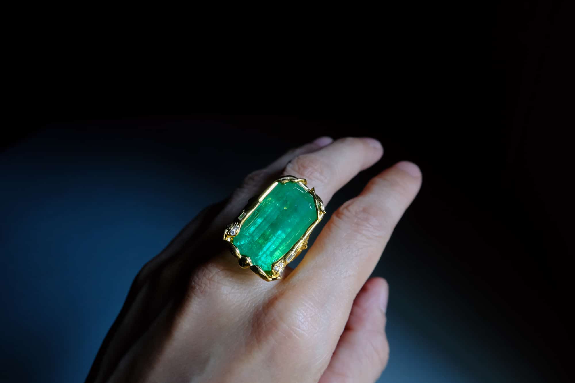 Art Nouveau Emerald Ring, large emerald ring, art nouveau rings, statement emerald ring, bespoke rings singapore, bespoke jewellery singapore, SIJS