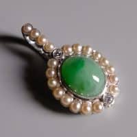 Jade and Pearl Pendant, jade and pearl pendant, jade pendant pearl necklace, custom gold pendant singapore, jade pendant singapore, art deco jade pendant, jade jewelry singapore, bespoke jewelry singapore, fine jewelry jade necklace, SIJS